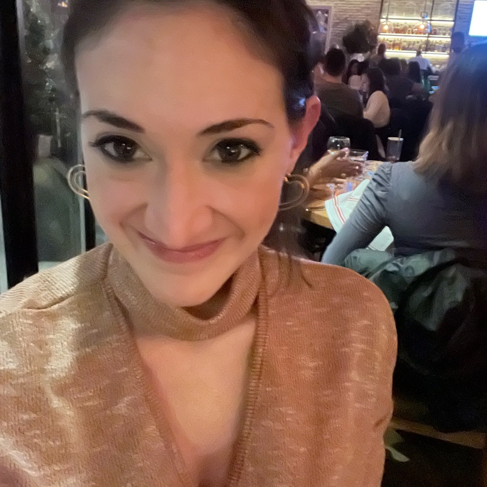 Meet your Posher, Jennifer